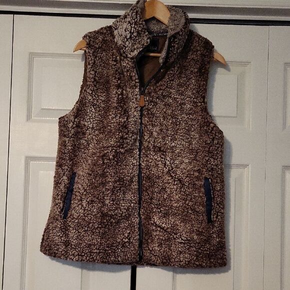 Women's Brown Sherpa Vest - Picture 1 of 1